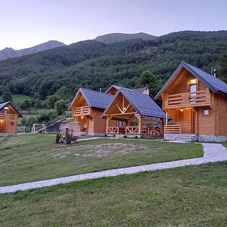 Soulrest Ekoresort - Mehov Konak Gusinje Buitenkant foto