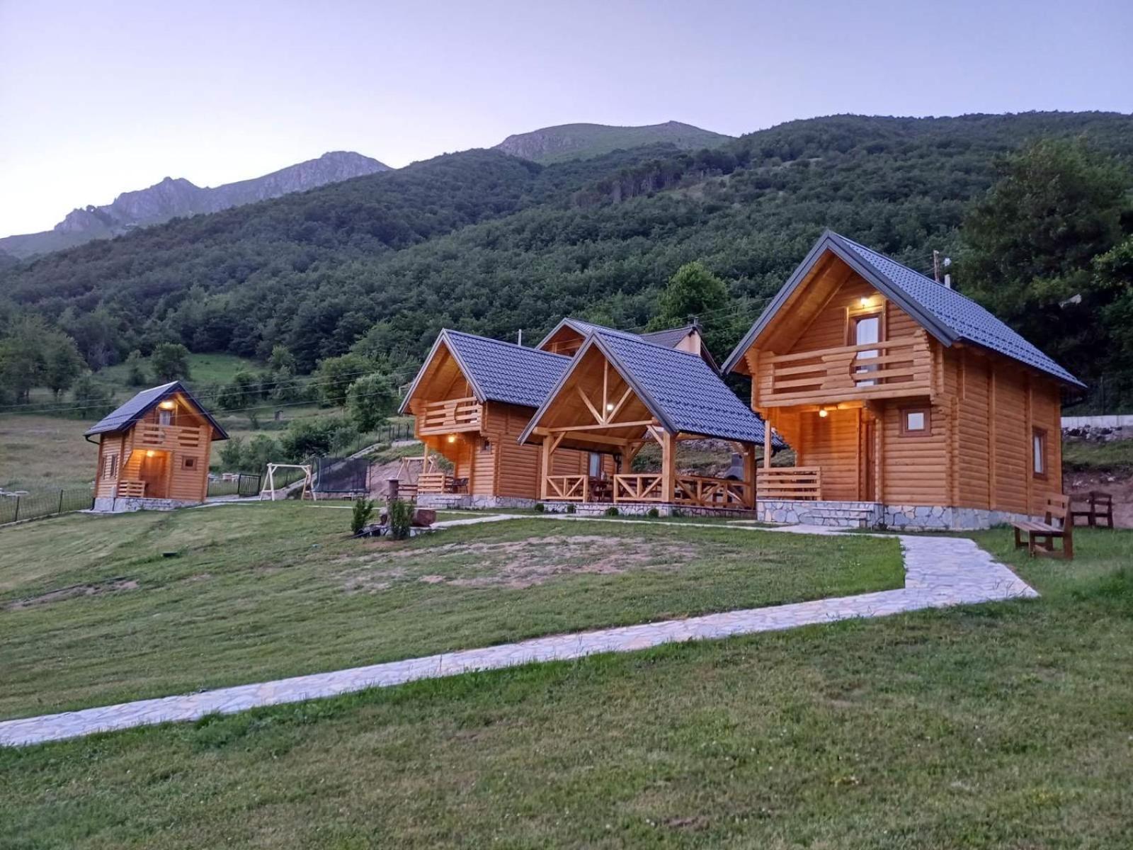 Soulrest Ekoresort - Mehov Konak Gusinje Buitenkant foto