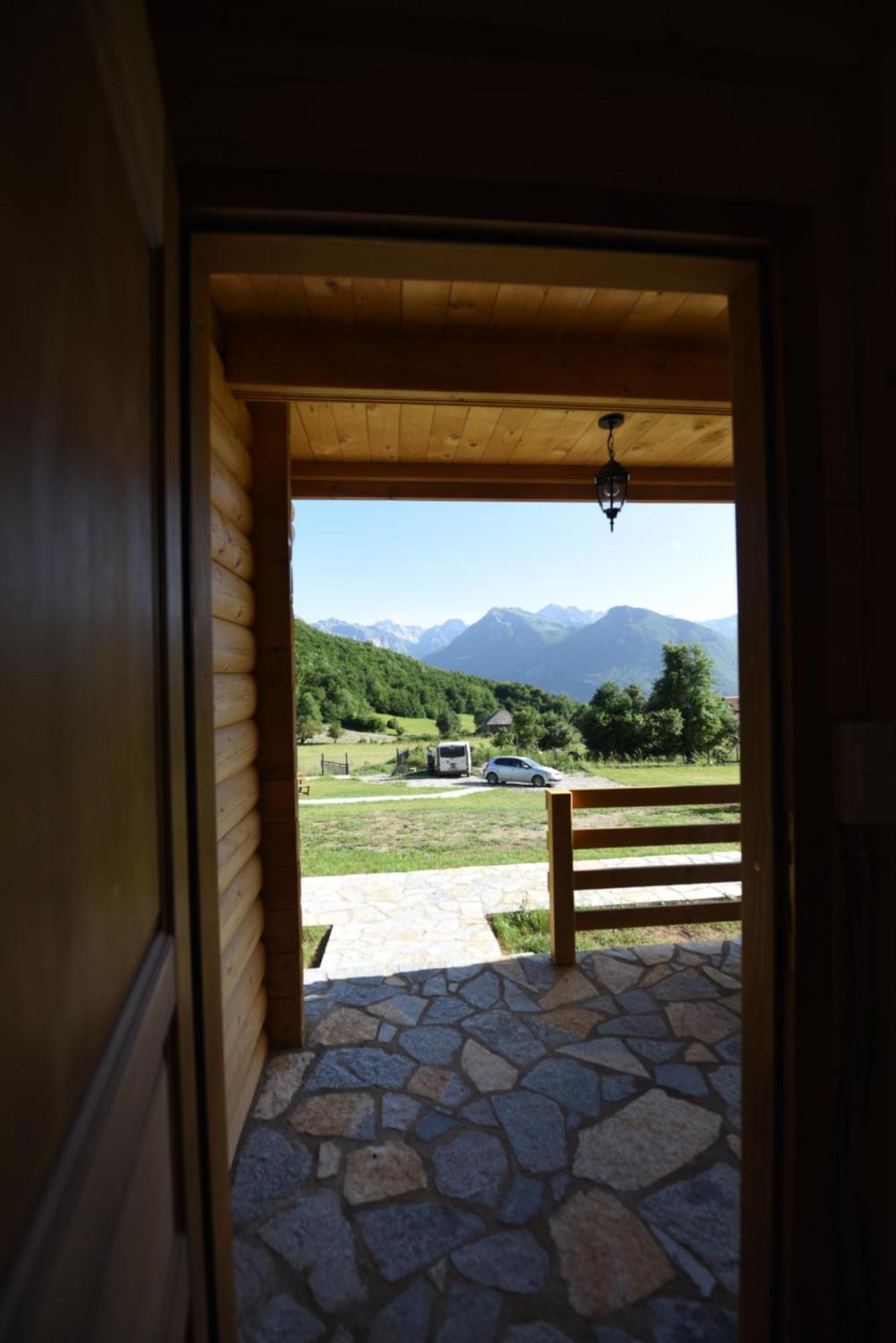 Soulrest Ekoresort - Mehov Konak Gusinje Buitenkant foto