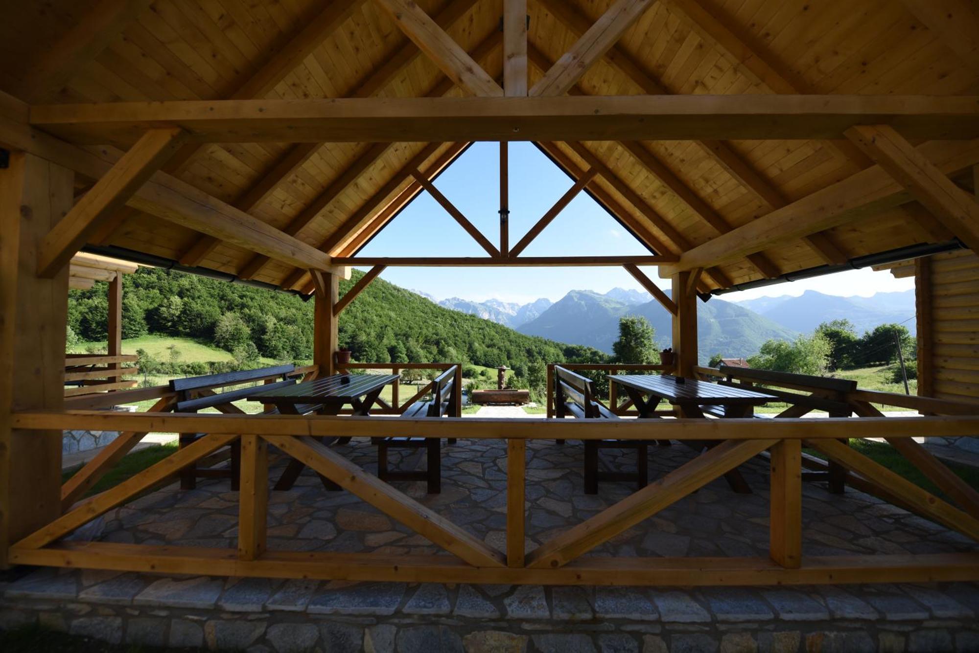 Soulrest Ekoresort - Mehov Konak Gusinje Buitenkant foto