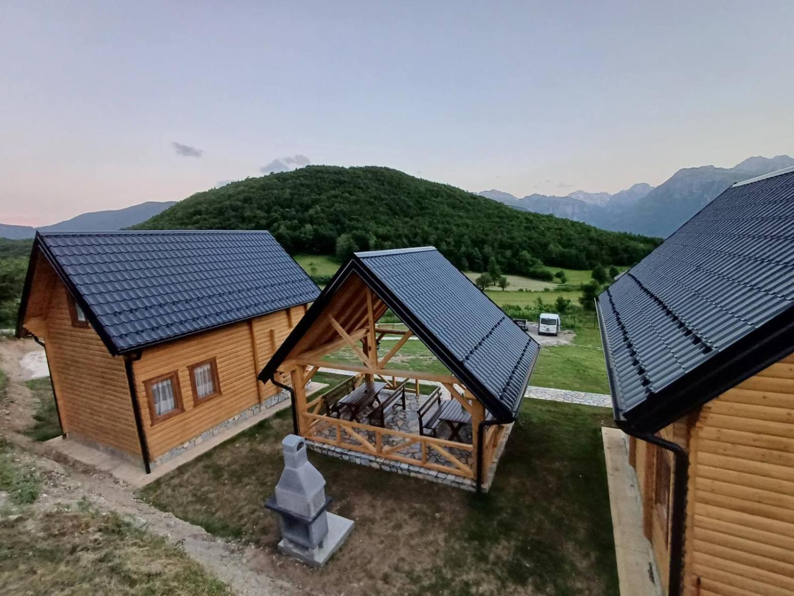 Soulrest Ekoresort - Mehov Konak Gusinje Buitenkant foto