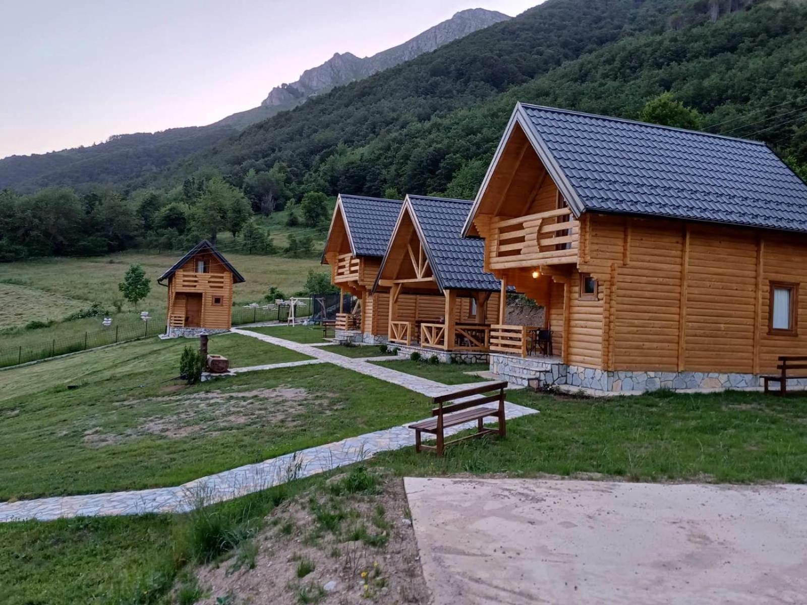 Soulrest Ekoresort - Mehov Konak Gusinje Buitenkant foto