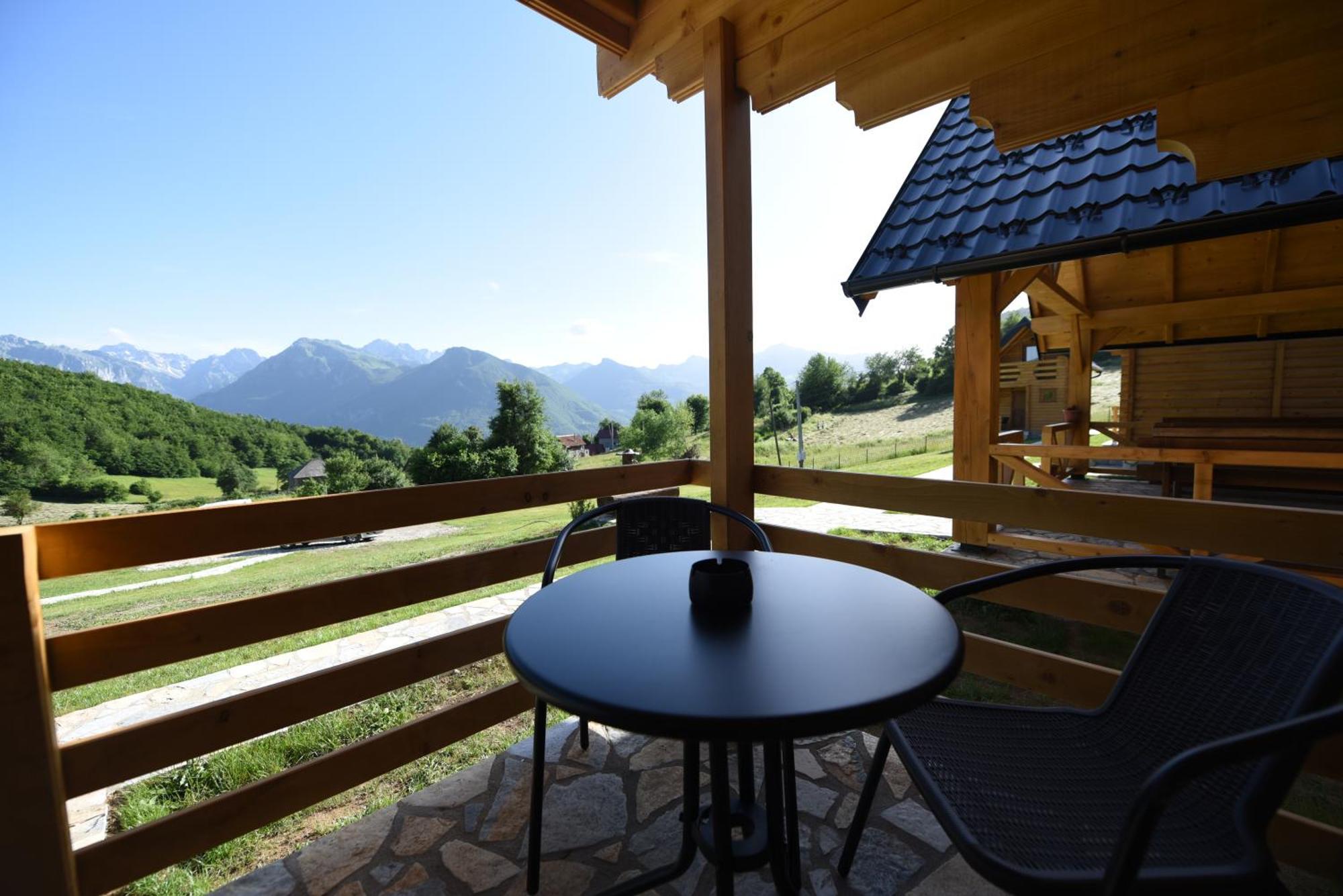 Soulrest Ekoresort - Mehov Konak Gusinje Buitenkant foto