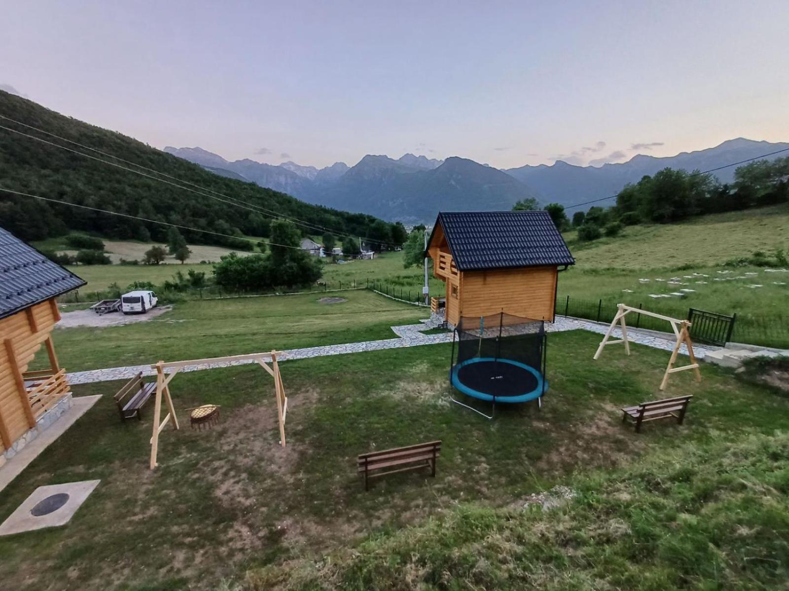 Soulrest Ekoresort - Mehov Konak Gusinje Buitenkant foto