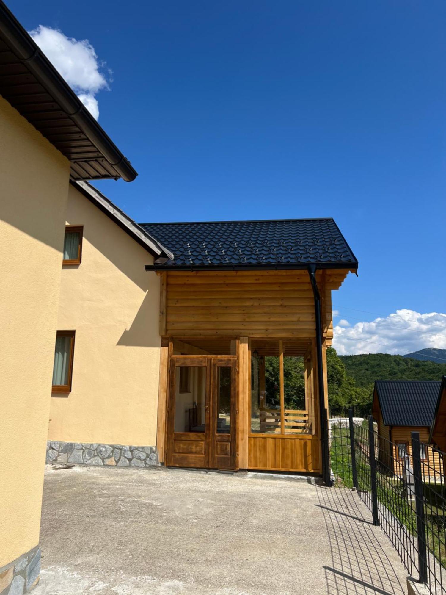 Soulrest Ekoresort - Mehov Konak Gusinje Buitenkant foto